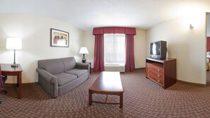 Deluxe Suite, 1 King Bed, Non Smoking (One-Bedroom) | In-room safe, desk, laptop workspace, blackout curtains