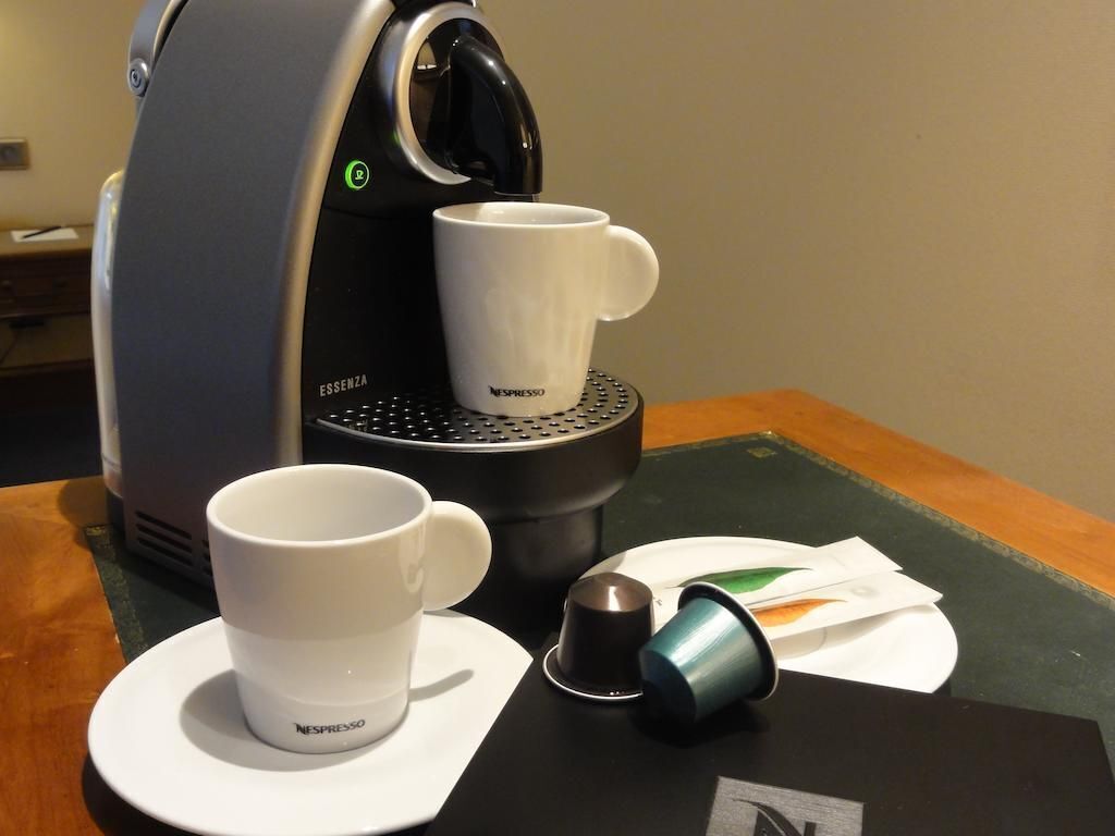 premium bedding, in-room safe, desk, blackout curtains