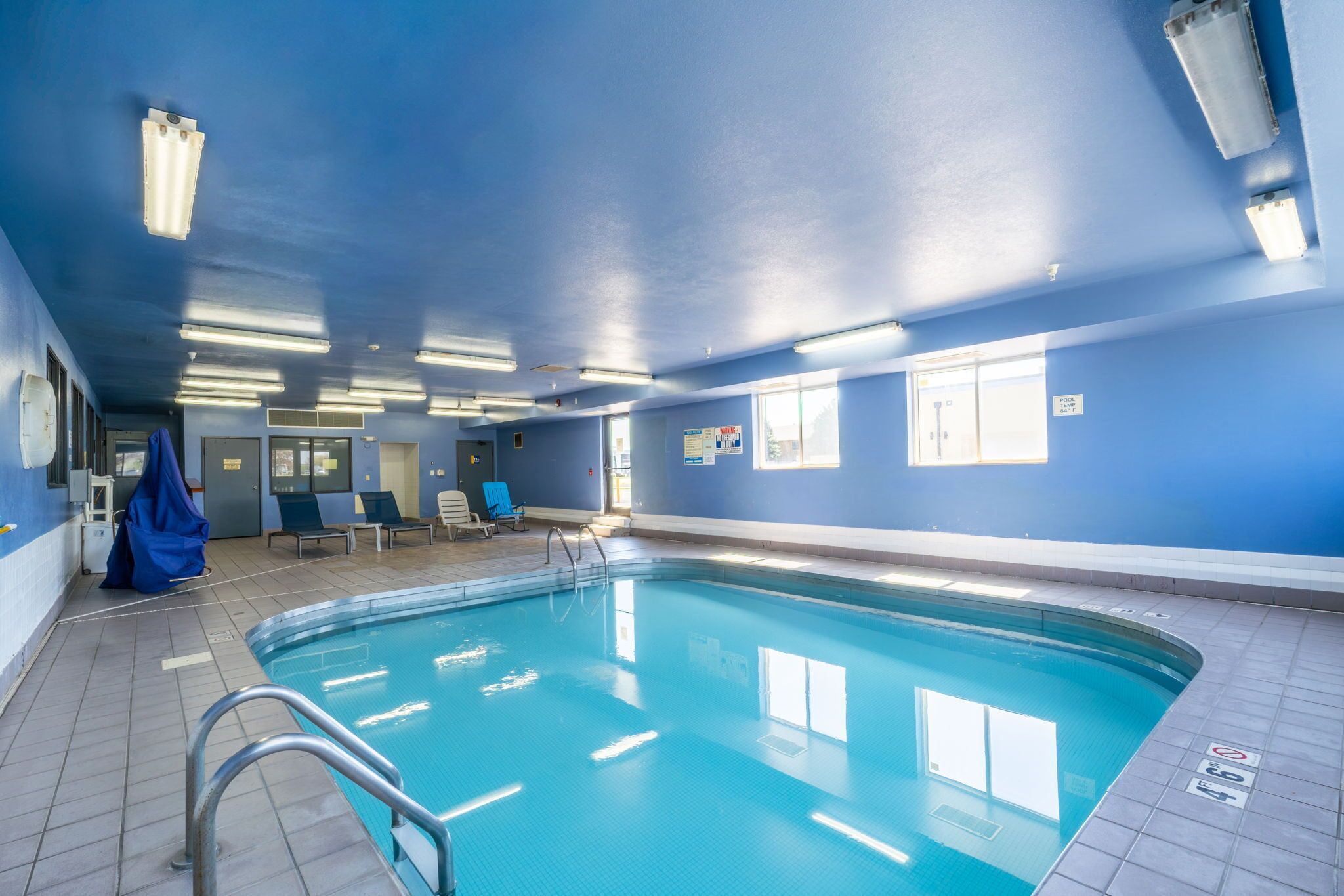 Hồ bơi trong nhà 