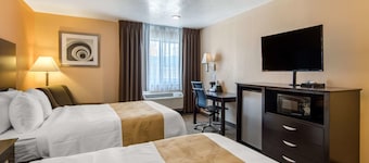 Quality Inn & Suites Albuquerque North near Balloon Fiesta Park