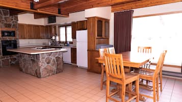 Fridge, microwave, coffee/tea maker