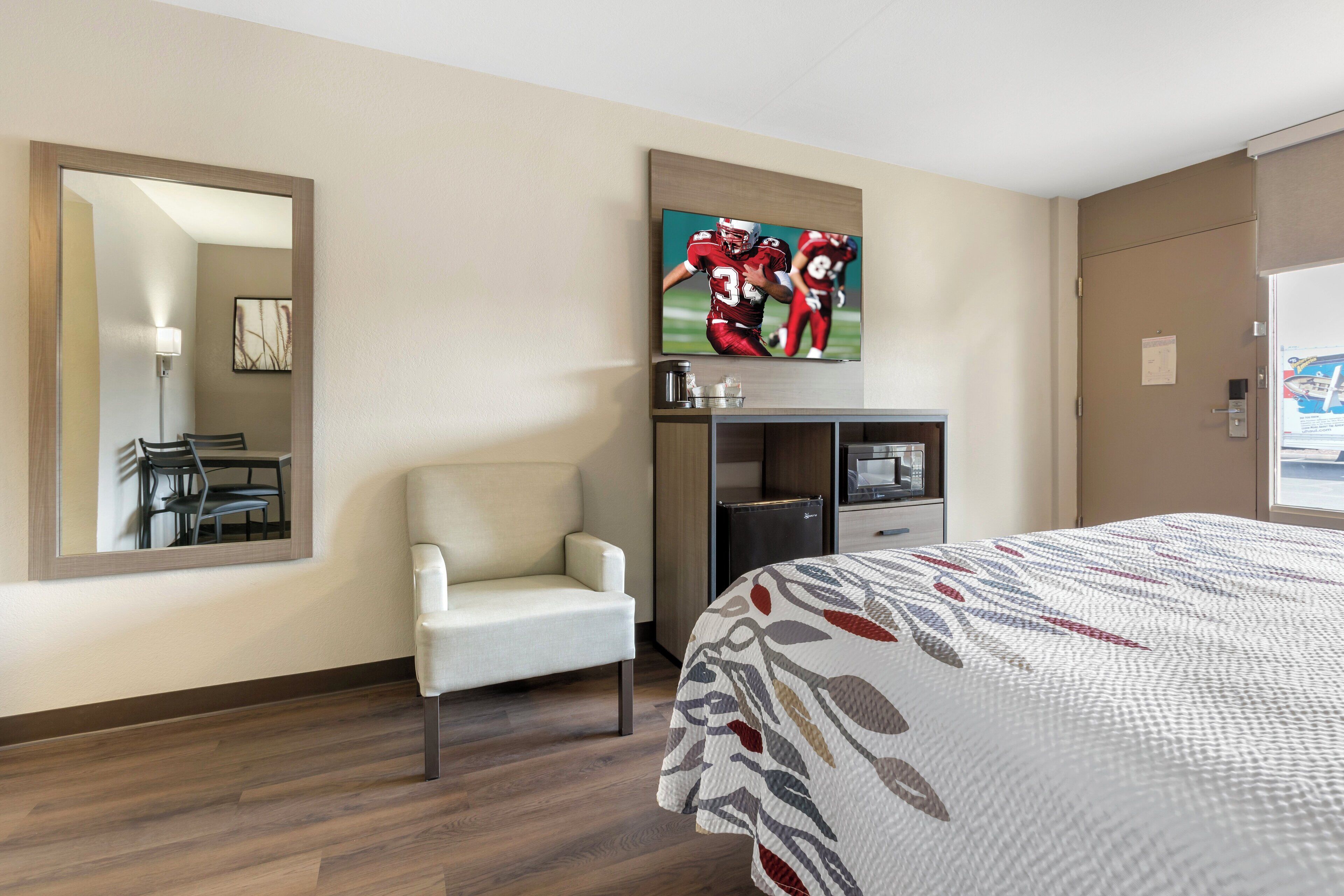 superior room, 1 king bed (smoke free) | in-room safe, desk, laptop workspace, blackout curtains