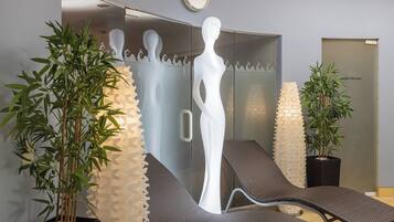 Couples treatment rooms, sauna, steam room, body treatments, body wraps