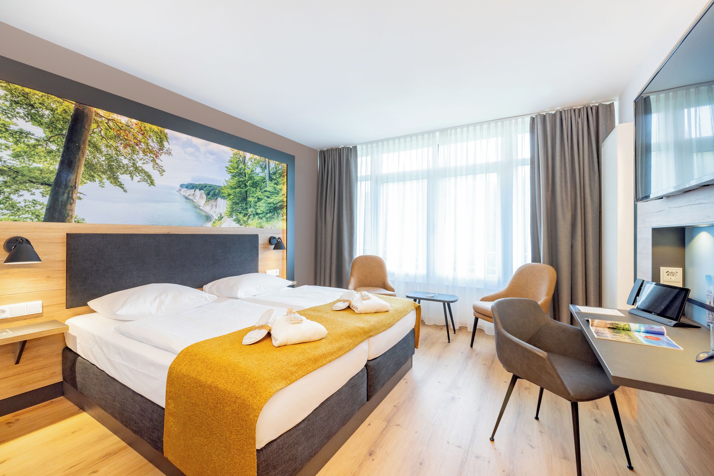 Doppelzimmer Premium Komfort | Allergikerbettwaren, Zimmersafe, Schreibtisch