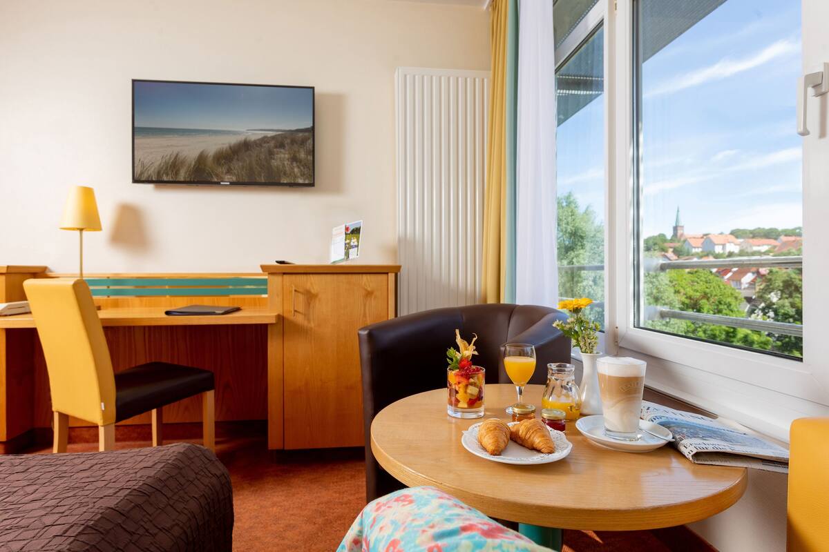 Parkhotel Rügen (Bergen auf Ruegen, Germany), Bergen auf Ruegen hotel ...