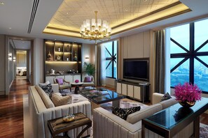 Royal Suite, 1 Bedroom | Living room