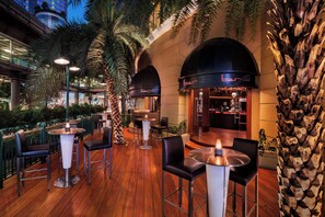 2 bars/lounges, tapas bar