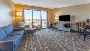 Suite, 1 King Bed (Additional Living Area)