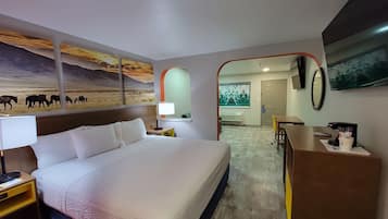 Studio Suite, 1 King Bed, Non Smoking