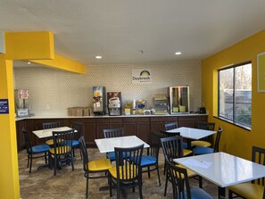 فطور مجهز للتنقل مجانًا يوميًا