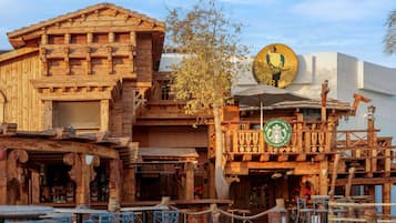 3 ristoranti, aperti a colazione, a pranzo e a cena, cucina messicana