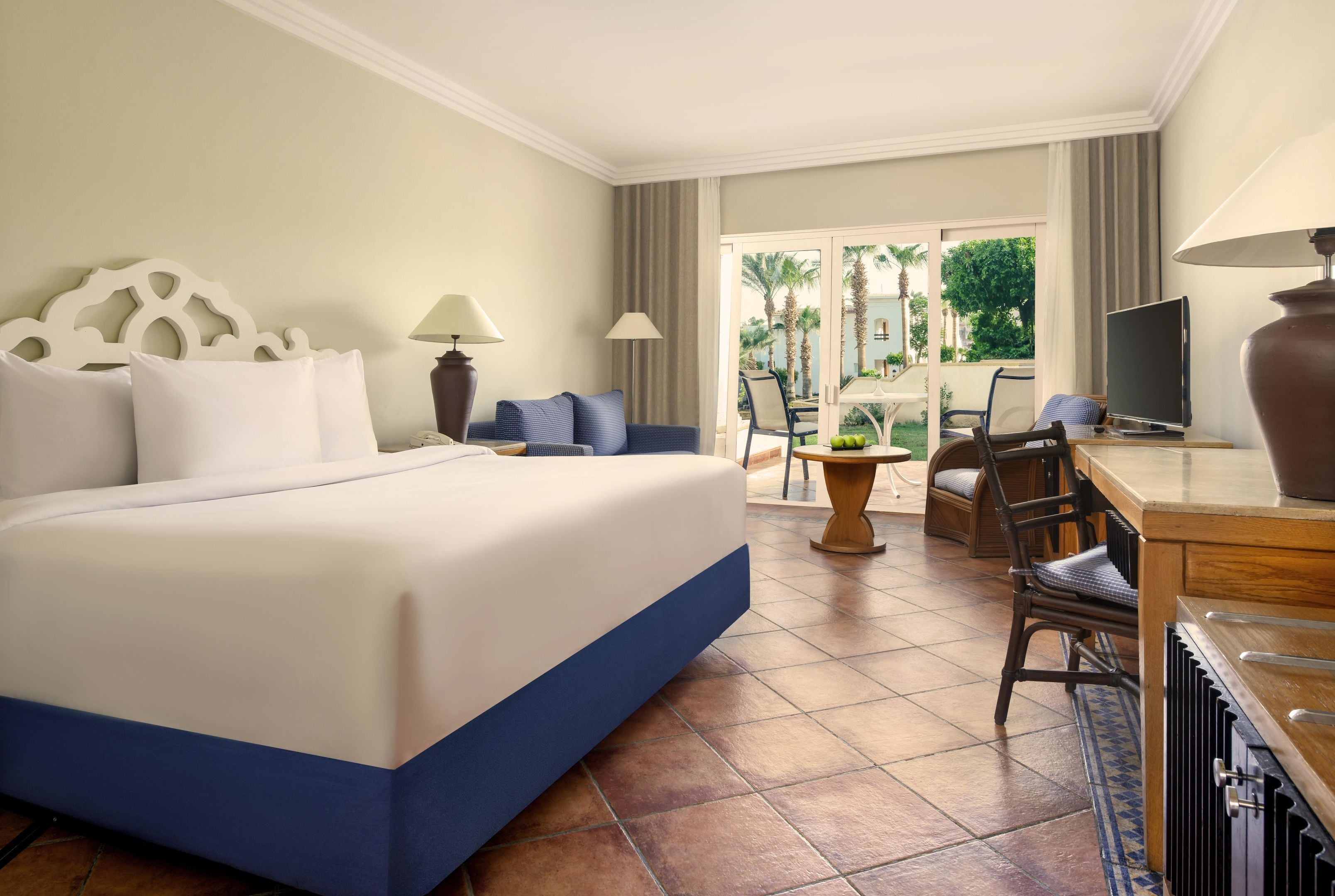 Superior Room, Garden View (Queen or Twin)