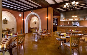 3 Restaurants, Frühstück, Mittagessen, Abendessen, mexikanische Küche