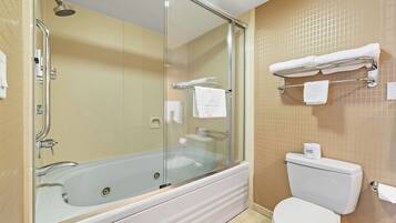 Habitación estándar, 1 cama King size | Caja de seguridad en la habitación y escritorio