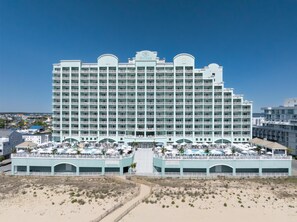 Exterior - Hilton Ocean City Oceanfront Suites (Ocean City)