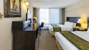 Habitación estándar, 2 camas dobles, no fumadores | Escritorio, cortinas opacas, tabla de planchar con plancha