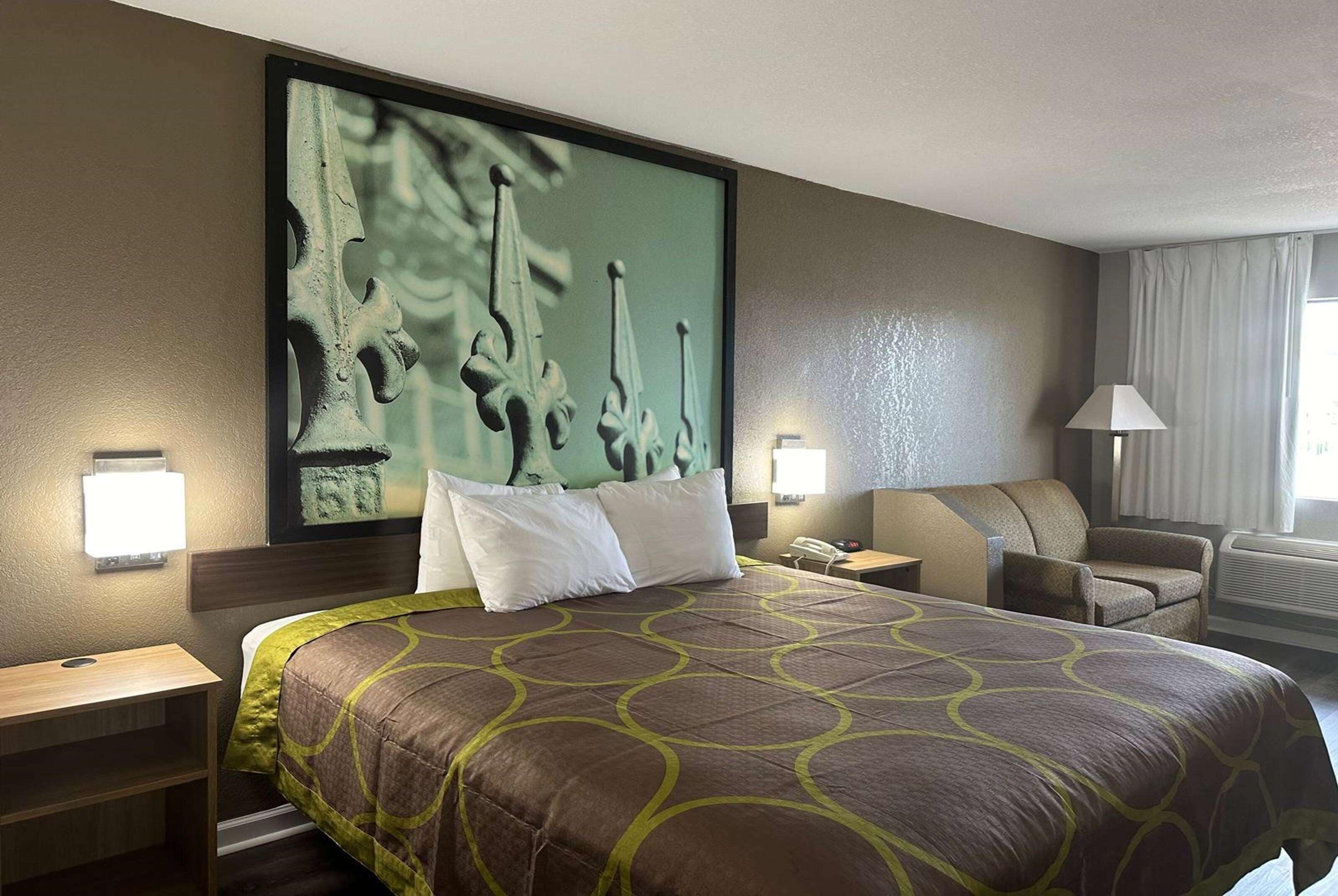 Standard Room, 1 King Bed | Desk, blackout drapes, free cribs/infant beds, free WiFi