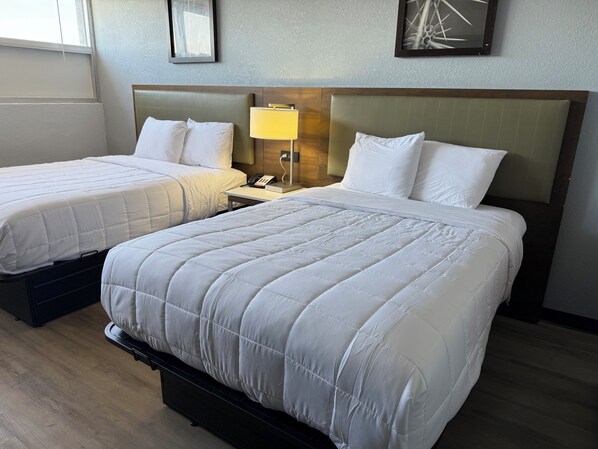 Premium bedding, desk, iron/ironing board, free WiFi
