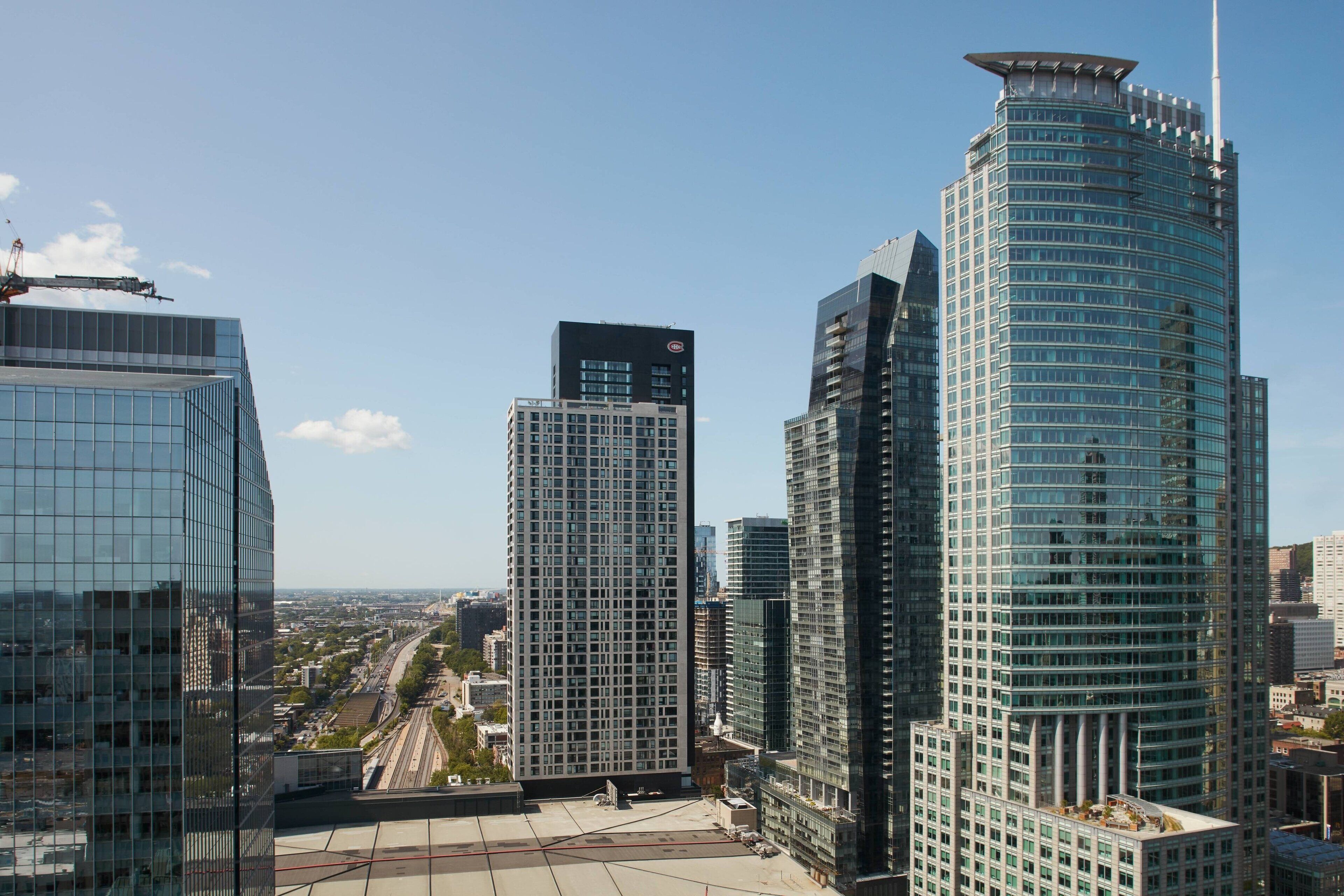 hypo-allergenic bedding, in-room safe, desk, blackout curtains