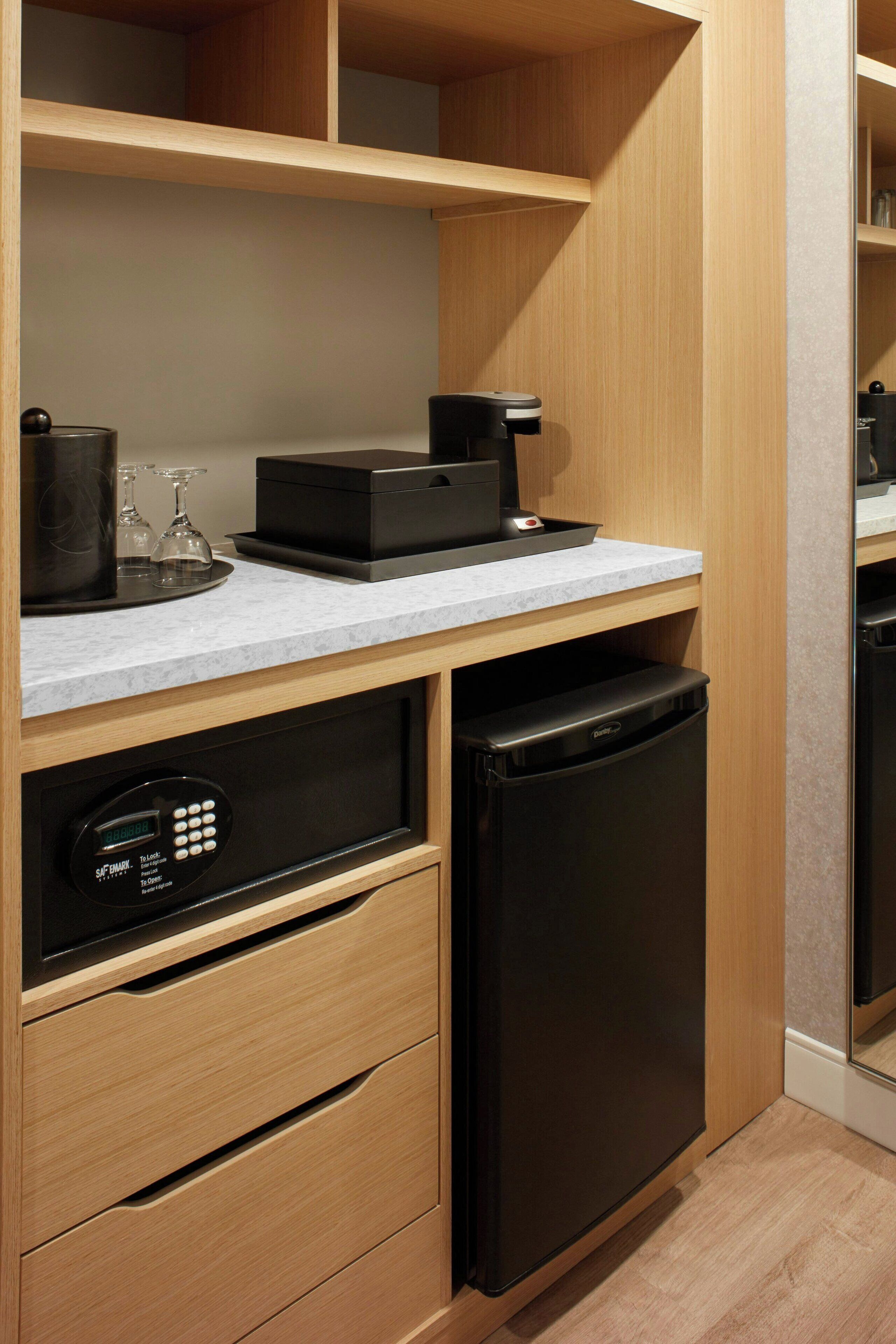 hypo-allergenic bedding, in-room safe, desk, blackout curtains