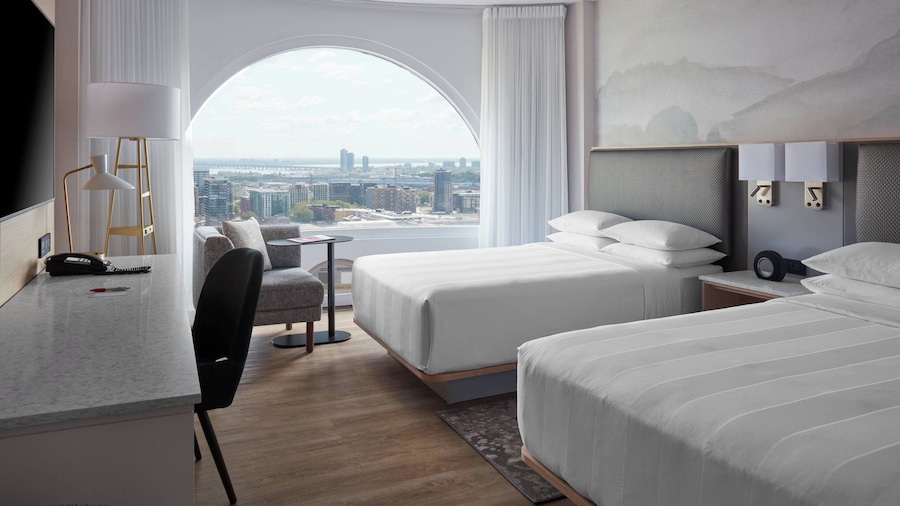 Montreal Marriott Chateau Champlain
