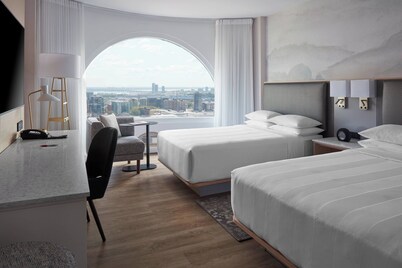 Montreal Marriott Chateau Champlain