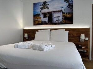 Familienzimmer, 1 Queen-Bett und Schlafsofa, Balkon, Meerblick