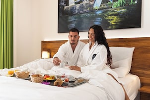 Se ofrece un desayuno bufé todos los días (por un coste adicional)