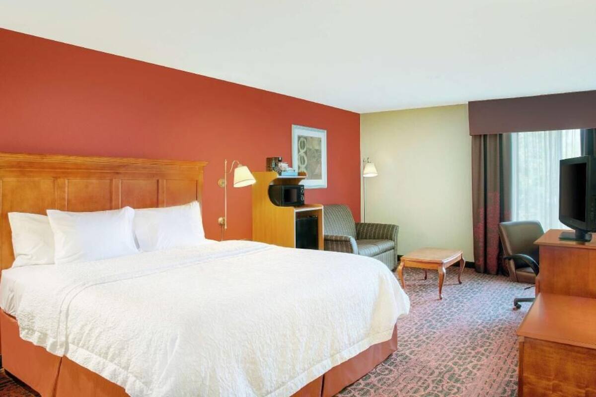 Premium bedding, blackout drapes, iron/ironing board, free WiFi