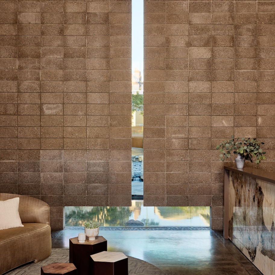 Couples treatment rooms, body treatments, aromatherapy