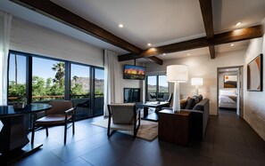 55-inch flat-screen TV with cable channels, TV, iPod dock - Sanctuary Camelback Mountain Resort and Spa (Paradise Valley)