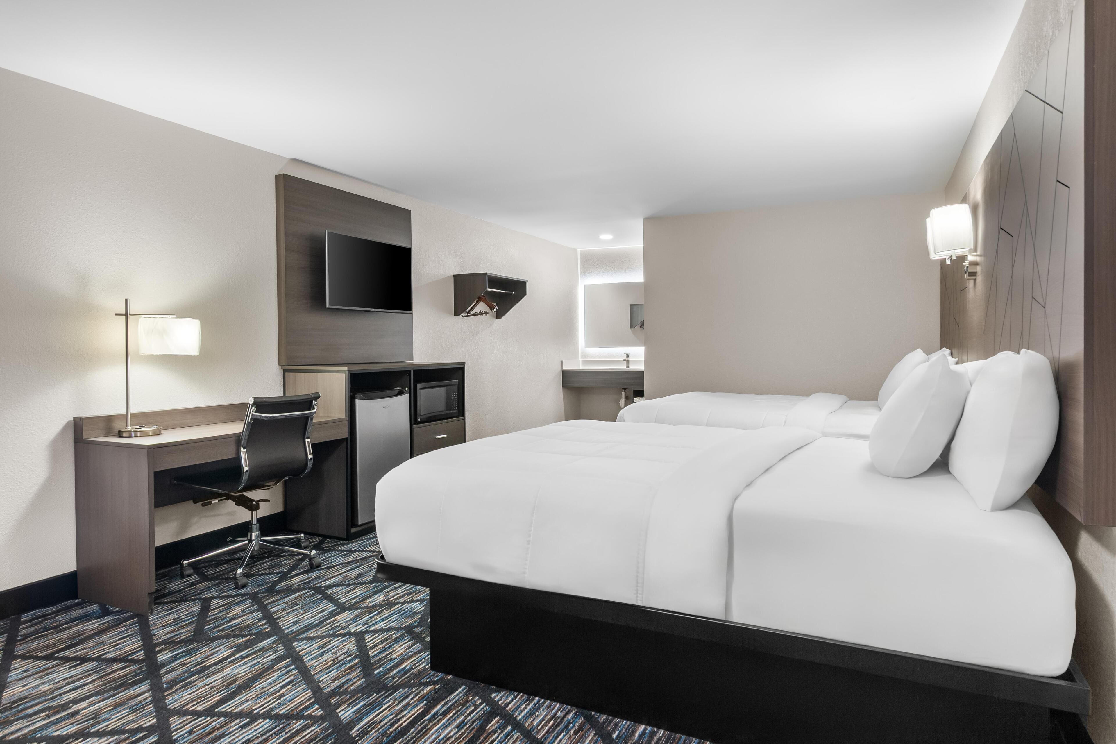 Room, 2 Queen Beds, Smoking