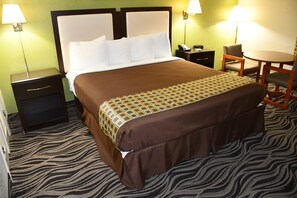 Room, 1 King Bed | Desk, blackout drapes, iron/ironing board, rollaway beds