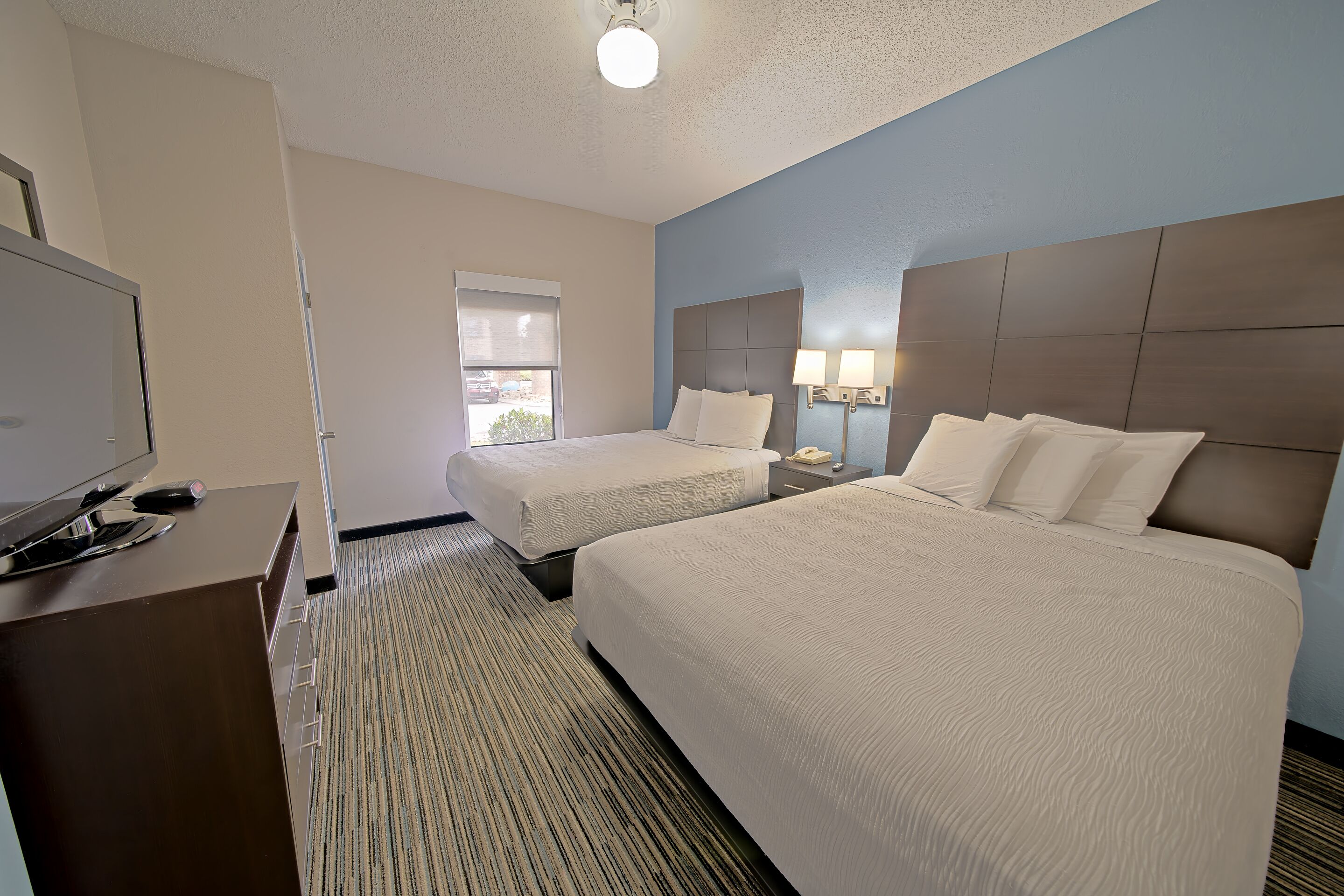 suite, 2 bedrooms, non smoking | 1 bedroom, premium bedding, tempur-pedic beds, in-room safe