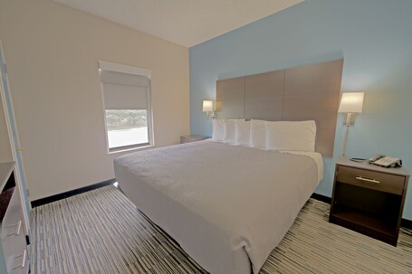 All Season Suites - Image 25