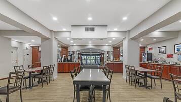 Desayuno buffet incluido todos los días