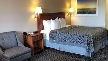 Standard Room, 1 King Bed | Desk, blackout drapes, iron/ironing board, free WiFi