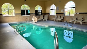 Indoor pool - Days Inn by Wyndham Rio Rancho (Rio Rancho)
