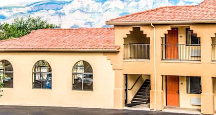 Days Inn by Wyndham Rio Rancho