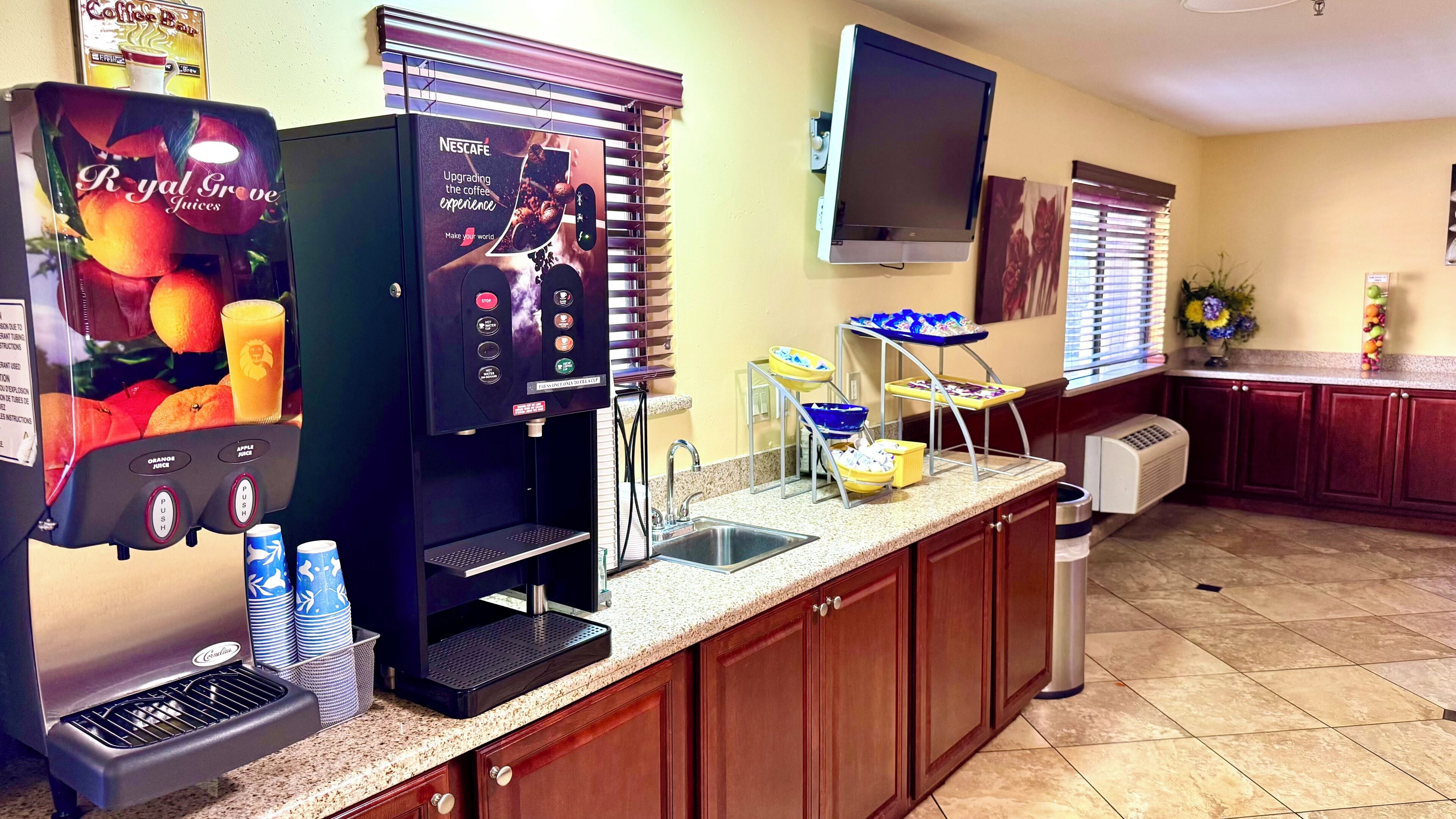 Breakfast area