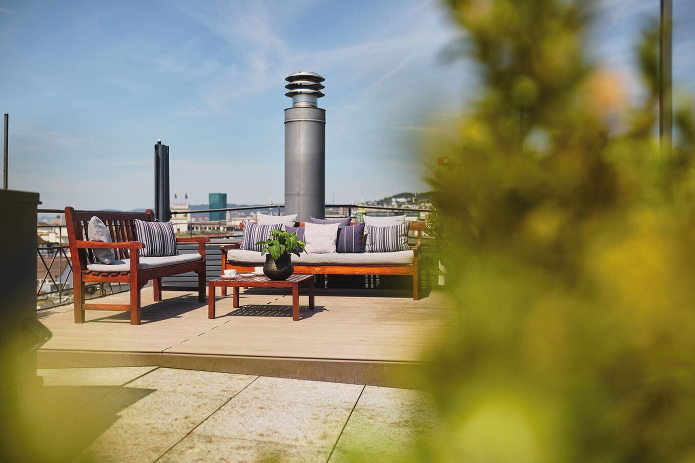 防过敏的被褥、迷你吧（备有免费物品）、客房内保险箱、特色装修