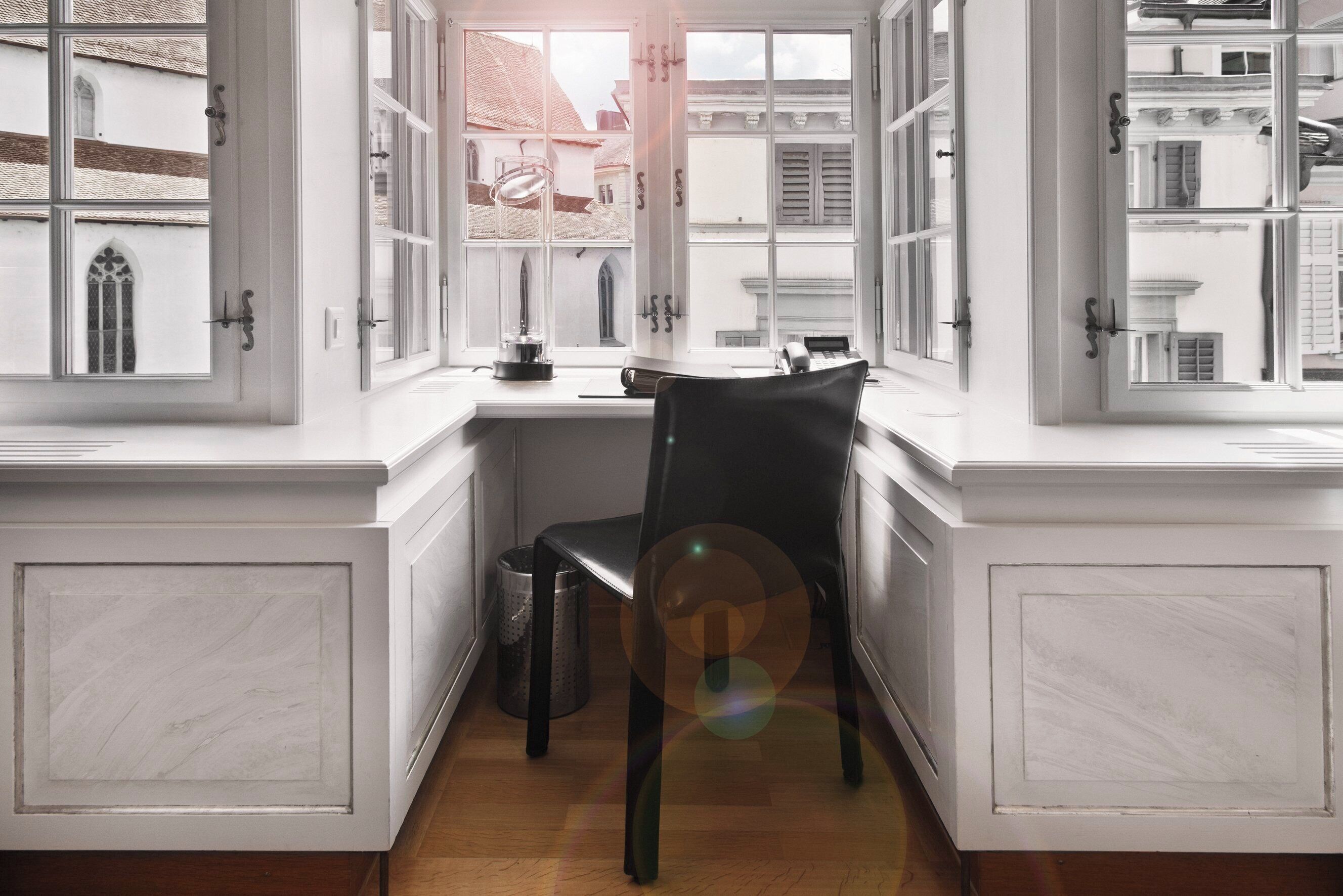 Hypo-allergenic bedding, free minibar, in-room safe