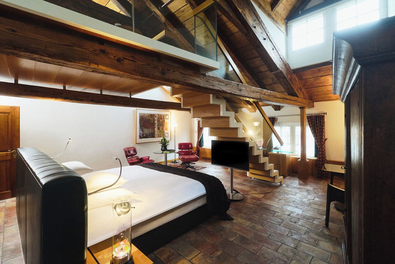 Hypo-allergenic bedding, free minibar, in-room safe