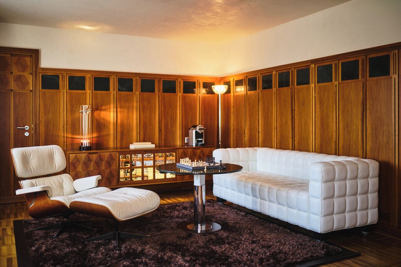 Hypo-allergenic bedding, free minibar, in-room safe