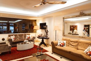 Lobby - Best Western Plus Embassy Hotel (Athens)