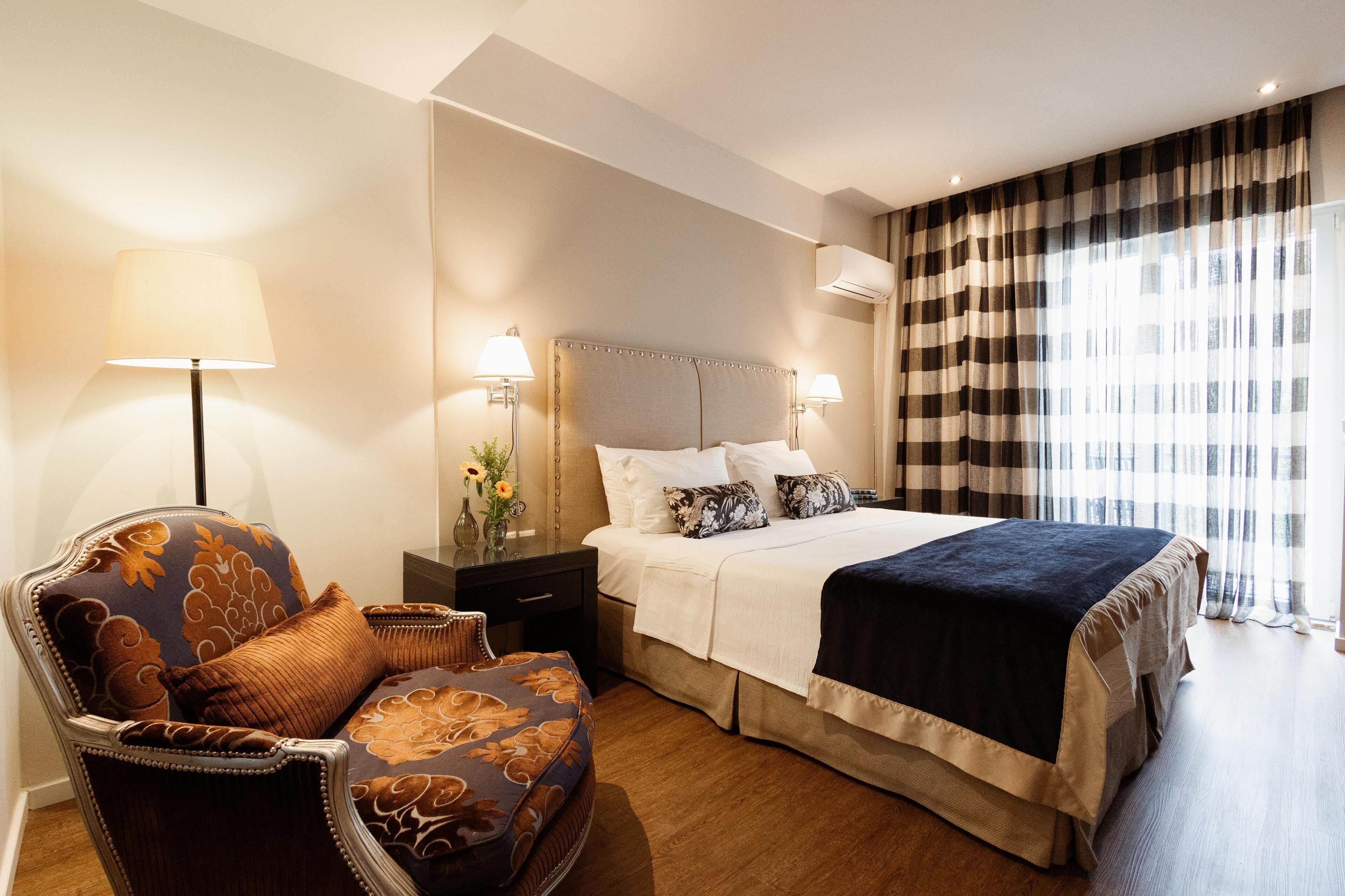 Rom – executive, 1 kingsize-seng, ikke-røyk, balkong | Sengetøy av topp kvalitet, Tempur-Pedic-senger og minibar