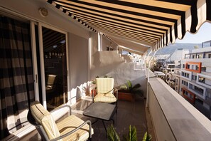 View from room - Best Western Plus Embassy Hotel (Athens)