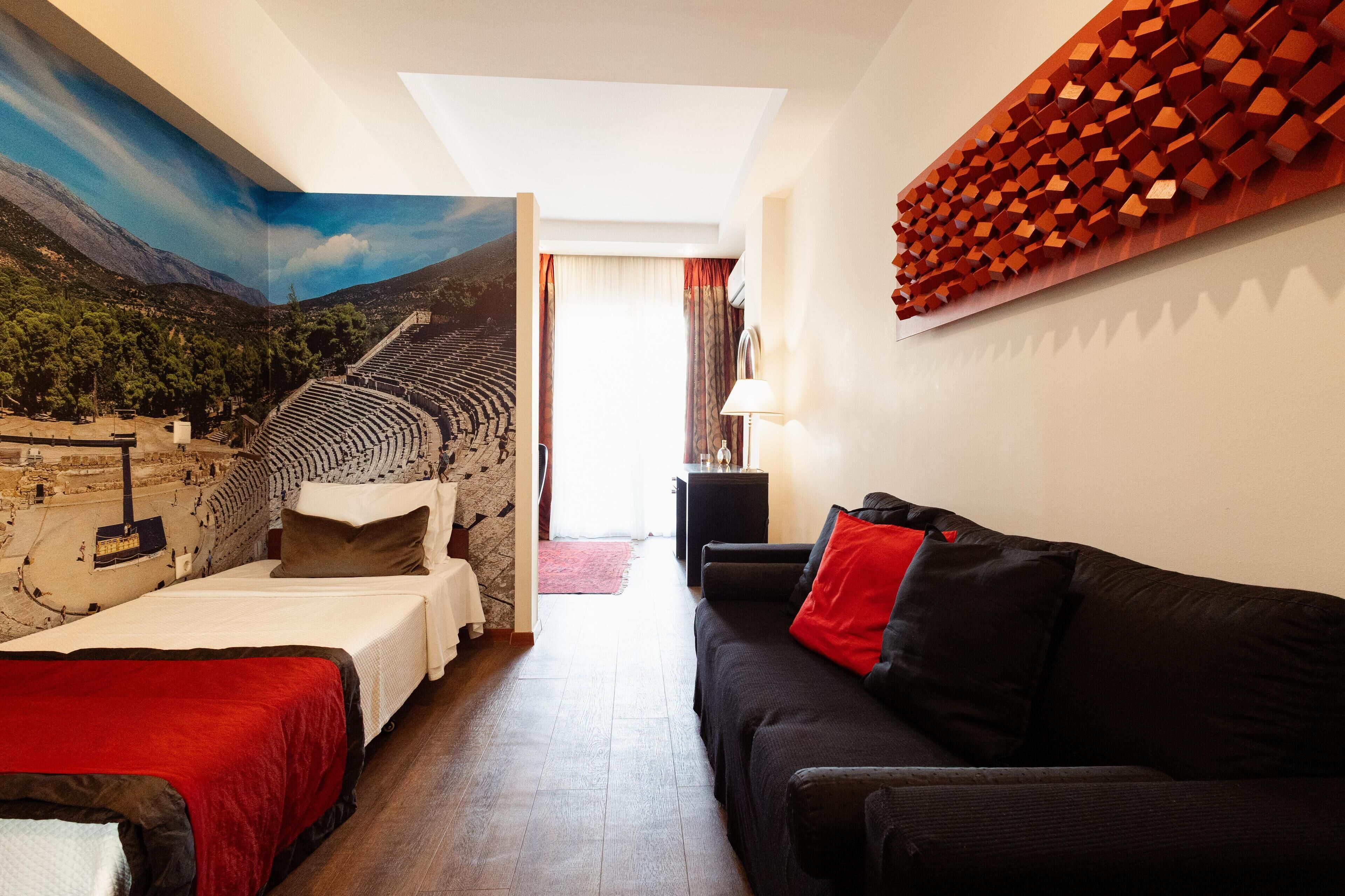 Suite – junior, 1 kingsize-seng, ikke-røyk, balkong | Sengetøy av topp kvalitet, Tempur-Pedic-senger og minibar