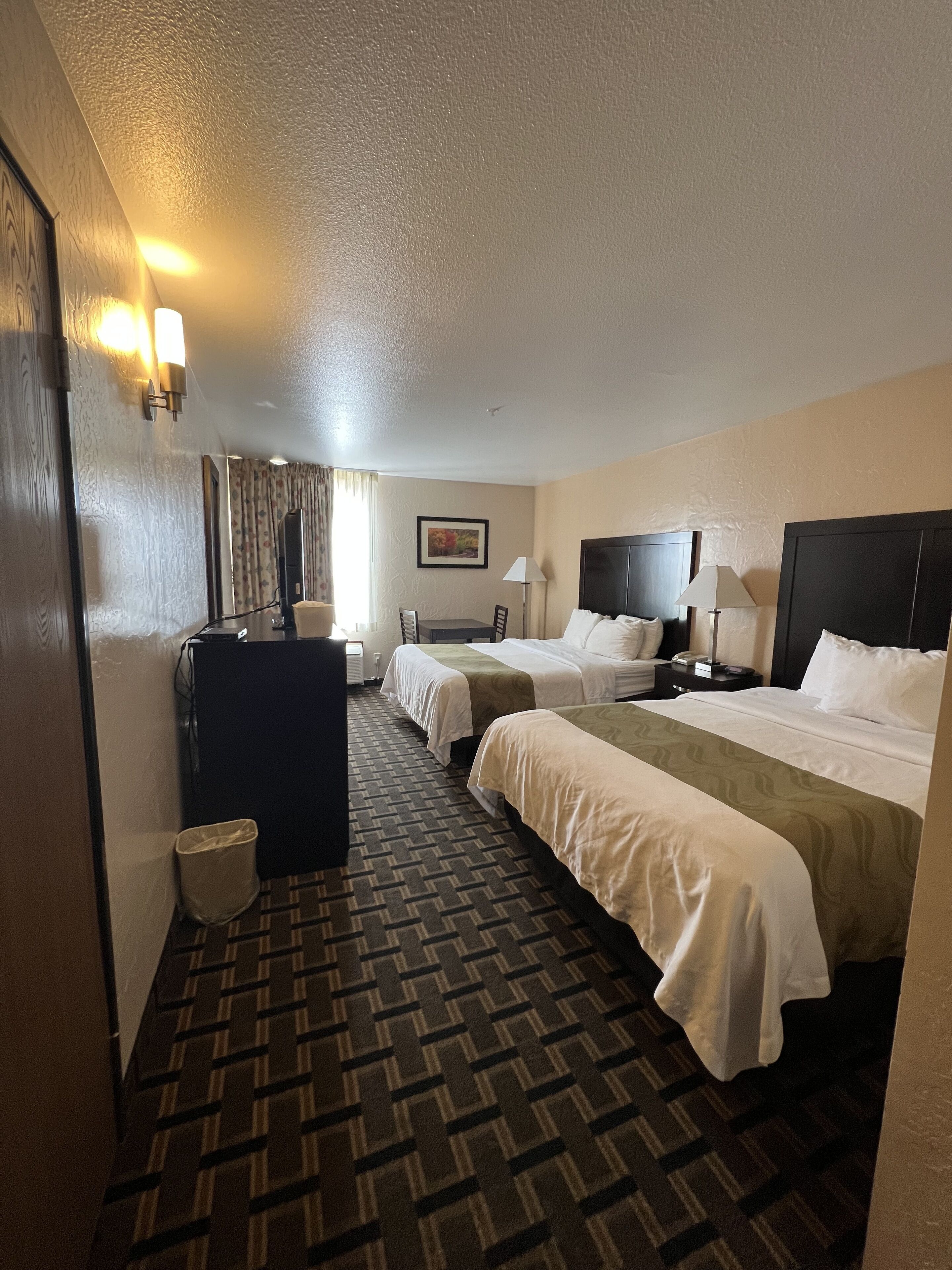 standard room, 2 queen beds, non smoking, mountain view | desk, iron/ironing board, free cots/infant beds, rollaway beds