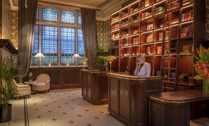 Lobby - The Fleet (Dublin)